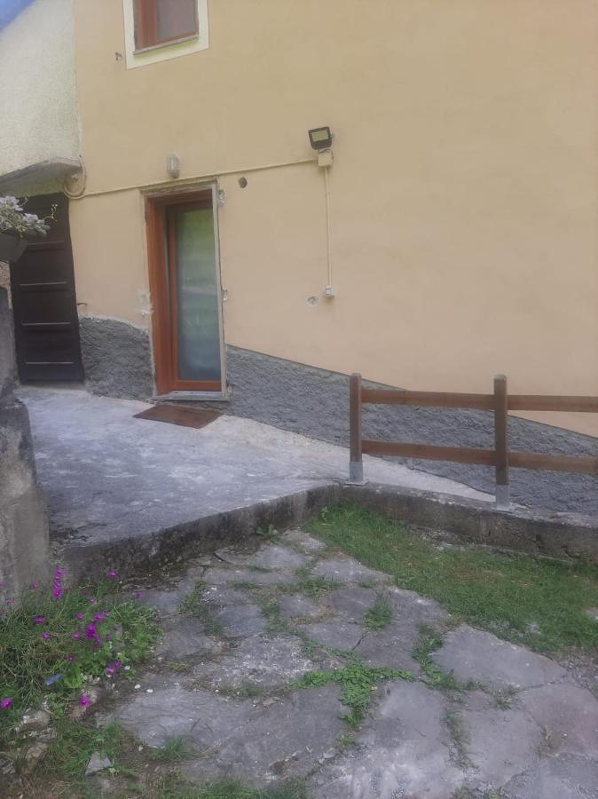 Ca' Virasolelh Hotel Macra Exterior foto